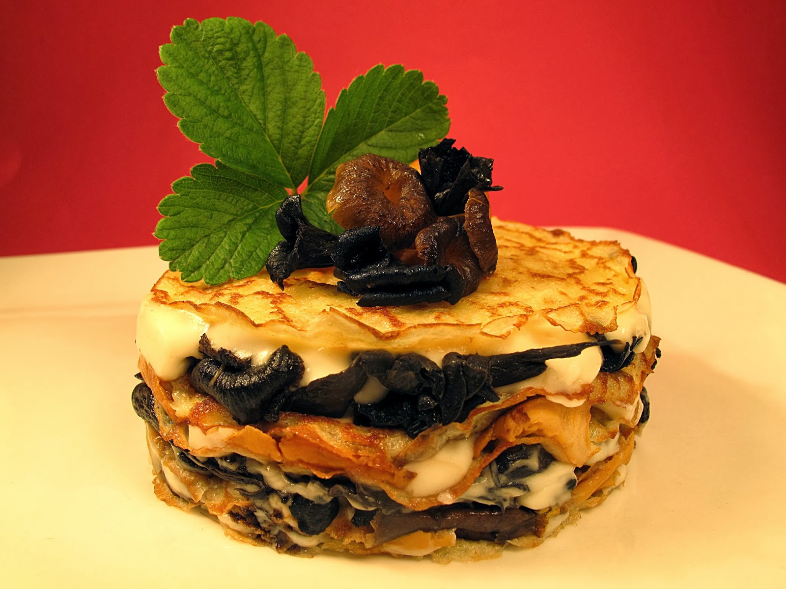 Pastís de creps amb bolets