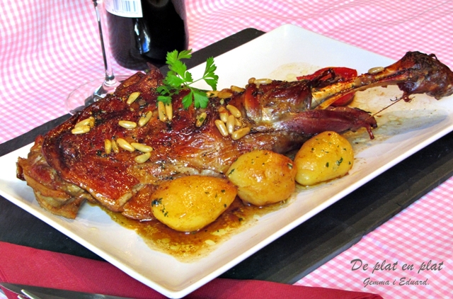 Recepta espatlla o cuixa de xai al forn